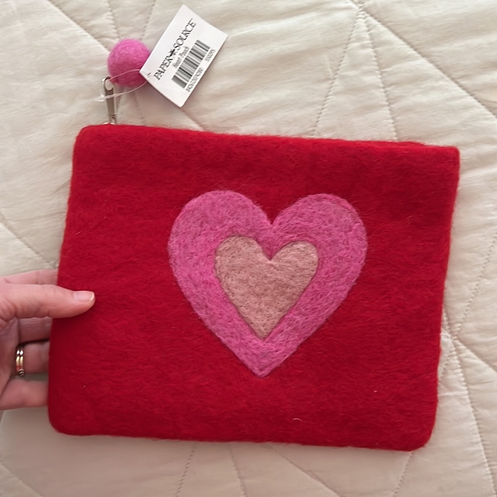 NWT Paper Source felted heart zip pouch Valentine’s Day